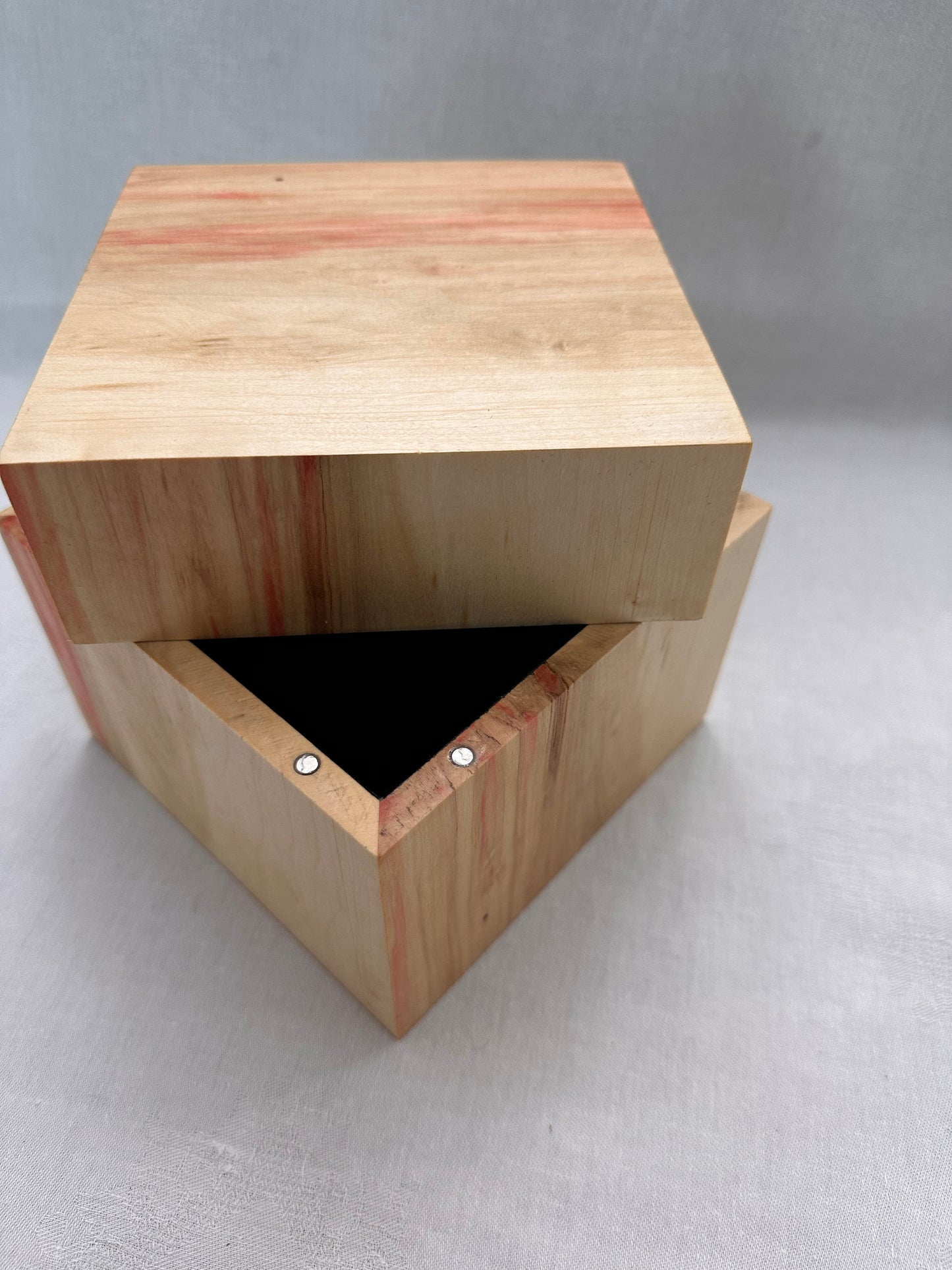 Wood Box with Magnetic Lid